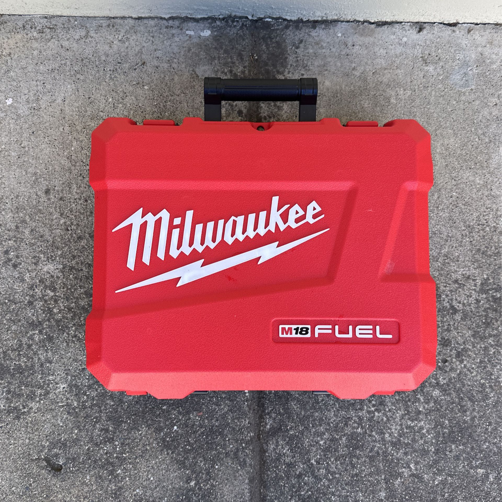 Milwaukee M18 Tool Box
