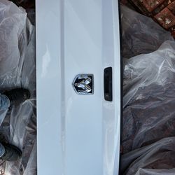 2009-2024 Dodge Ram 1500 Tailgate. (OEM) 2500 & 3(contact info removed)–2024. 4th GEN ONLY