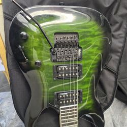 Jackson Dinky JS32Q DKA Arch Top Electric Guitar Transparent Green Burst