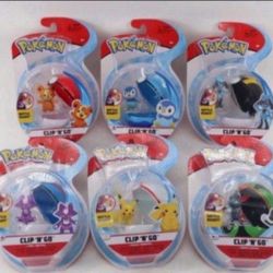 6 Pack Pokemon Clip N Go Poke Ball Set.