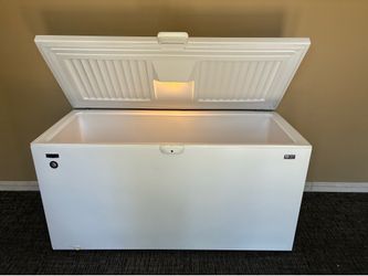 Maytag large 22 cu.ft chest freezer