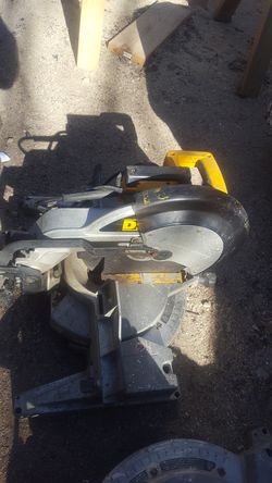 Table saw. serucho de mesa