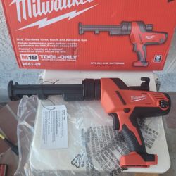 Milwaukee
M18 18V Lithium-Ion Cordless 10 oz. Caulk and Adhesive Gun (Tool-Only)
