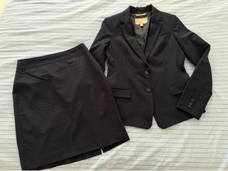 Banana Republic Navy Blue Skirt Suit Set - Size 6P