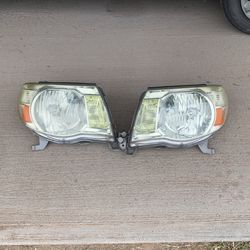 Luces Delanteras Toyota Tacoma 2005 Las Dos $100.00
