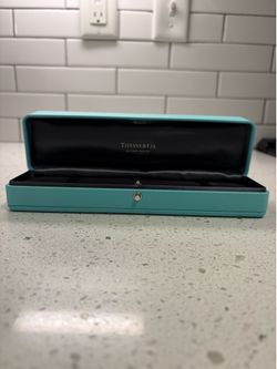 Authentic Tiffany & Co. Blue Bracelet/Jewelry Box – Empty