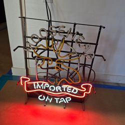 Moosehead Neon Sign - broken