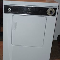 Like New Whirlpool Dryer Runs on 110 Volts