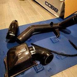 Fiesta St Cobb Redline Carbon Fiber Intake System 