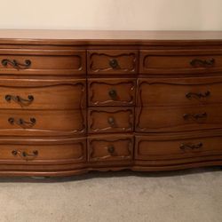 Solid wood Vintage Style French Provincial Dresser Console with Mirror