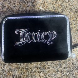 Juicy Couture Wallet 