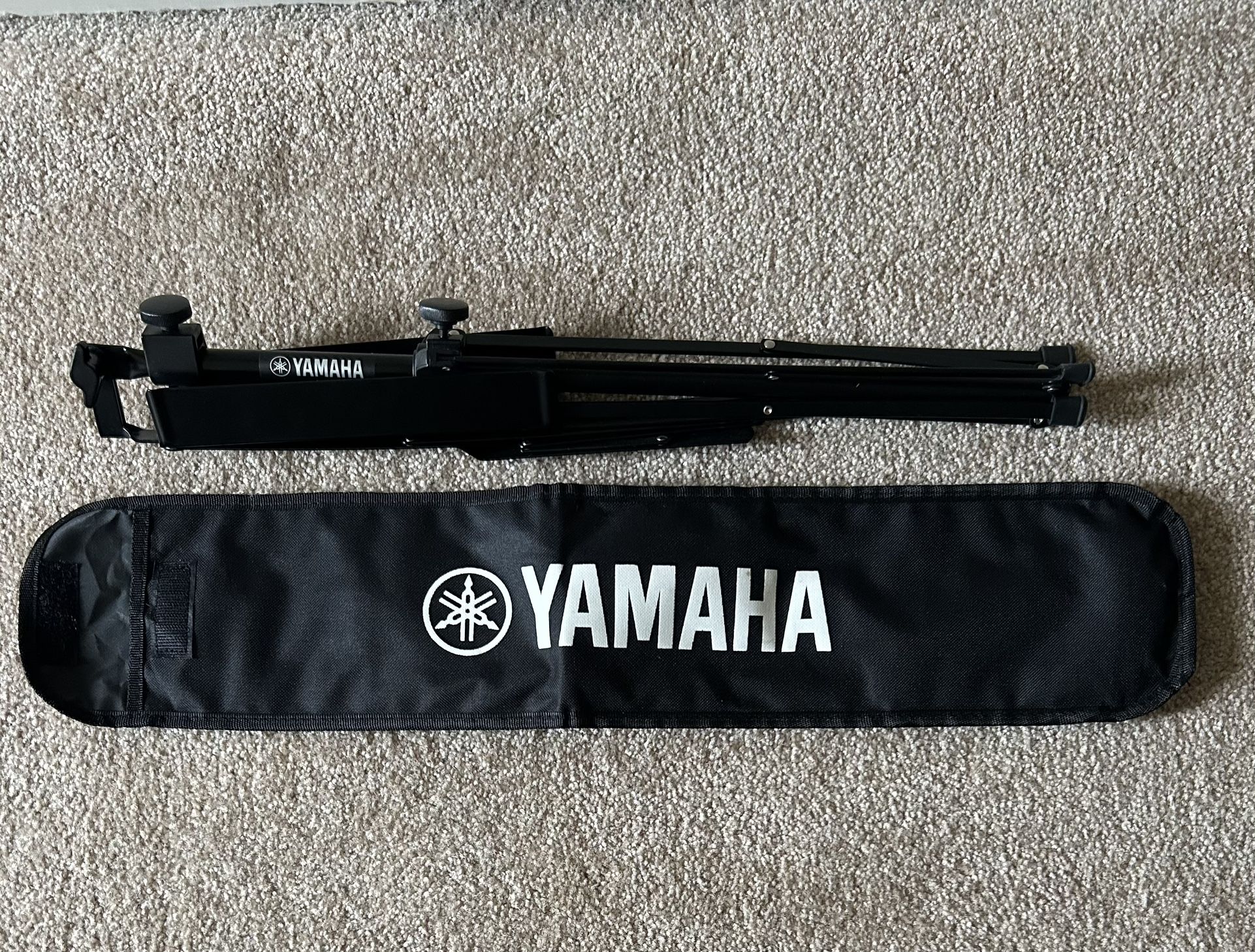 Portable YAMAHA Music Stand with Case