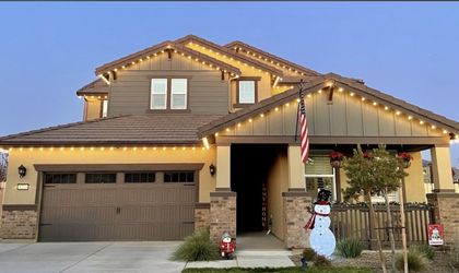 Professional Christmas Light Install And Take Down