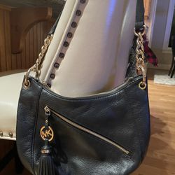 Michael Kors Black Shoulder Leather HandBag