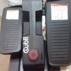 CUBII PRO SMART COMPACT SEATED ELLIPTICAL EXERCISE MACHINE MODEL F3A1 