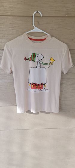 KIDS CHRISTMAS SNOOPY SHIRT SIZE LARGE IN EXCELLENT CONDITION