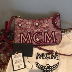 Authentic  Mcm  Signature Red Crossbody https://offerup.com/redirect/?o=QmFnLk5ldw==