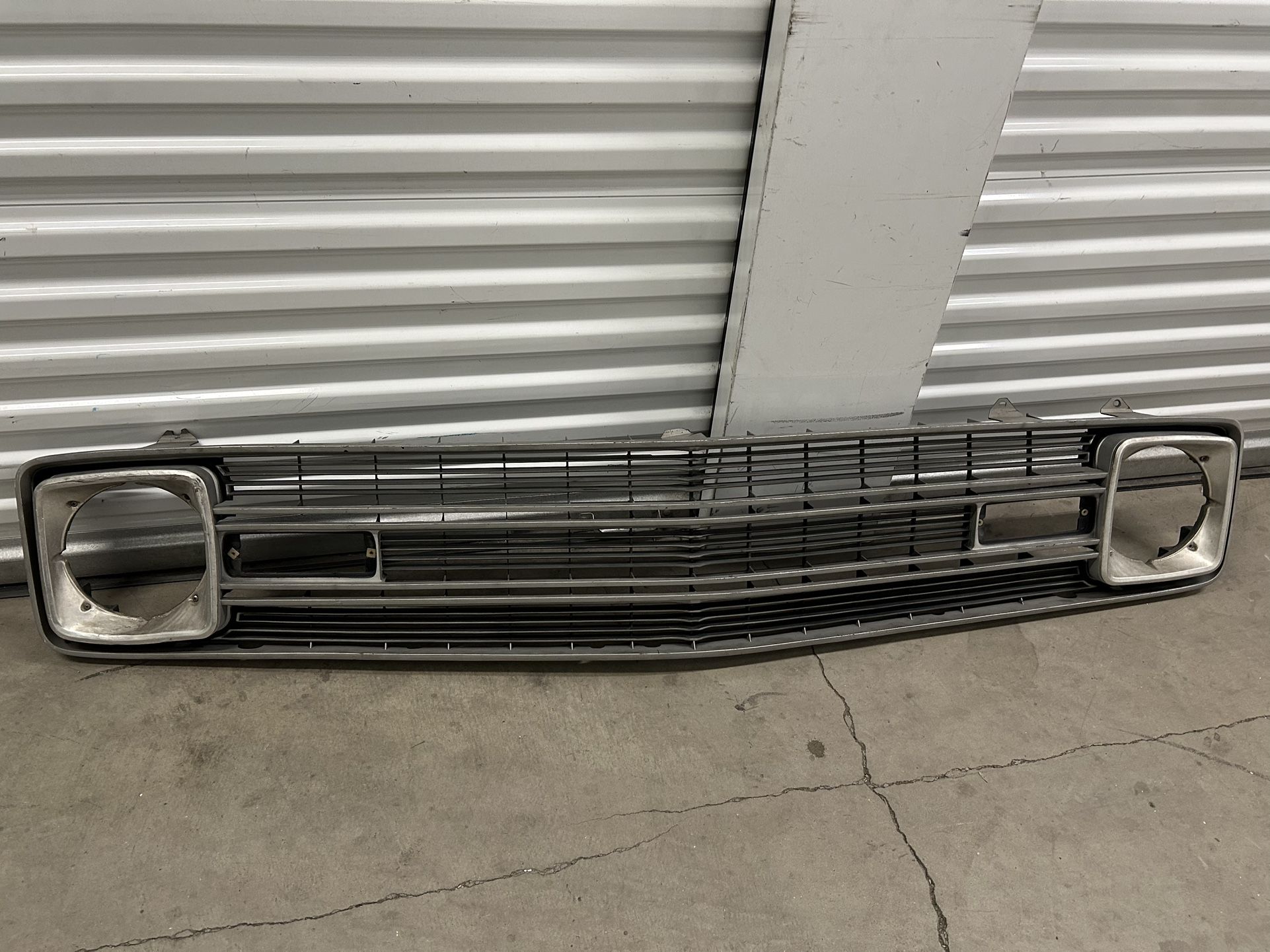 1974 Dodge Van Tradesman B100 Original Grill