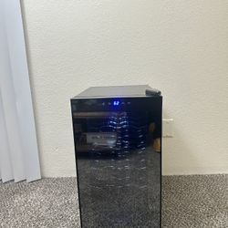 IVATION Wine Fridge 