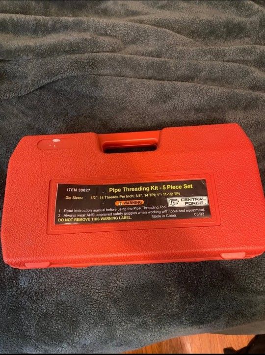 Pipe Threading Kit