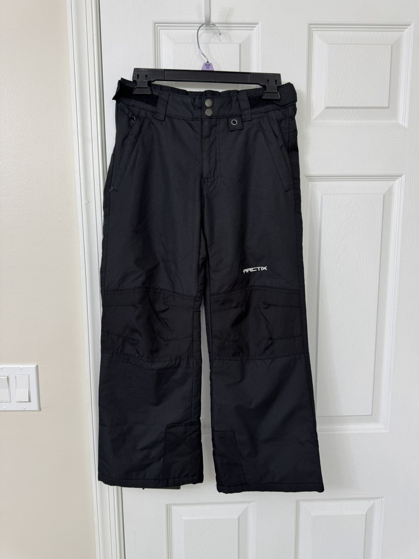 Kids Size Medium Arctix winter ski/snowboard pants excellent condition located in Weston