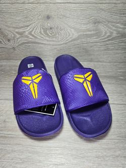 Nike Kobe Offcourt Slide Court Purple / University Gold Mens 12 IF2870-500 New