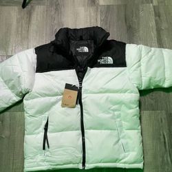 North Face Puffer Jacket 