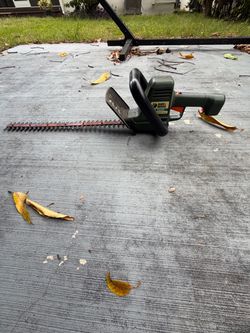 Hedge trimmer