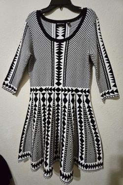 Nina Leonard Black & White Geometric Fit-and-Flare Dress
