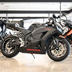 2019 HONDA CBR600RR
