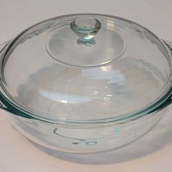 Pyrex Glass Bowl With Glass Lid