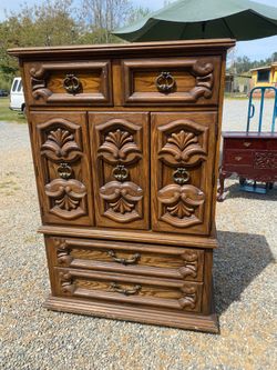 Tall dresser by Huntley mid century vintage