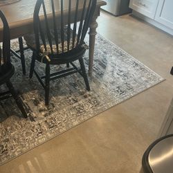 5’ X 7’ Area Rug 