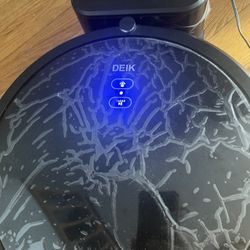 Cordless Vacuum. DEIK