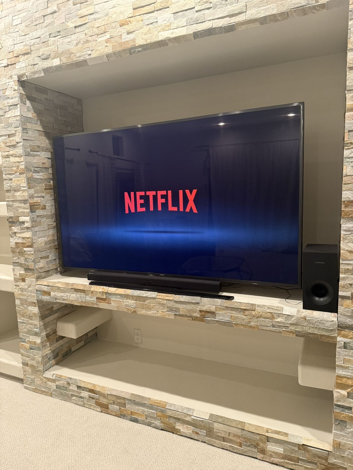 75’ TV ! Samsung