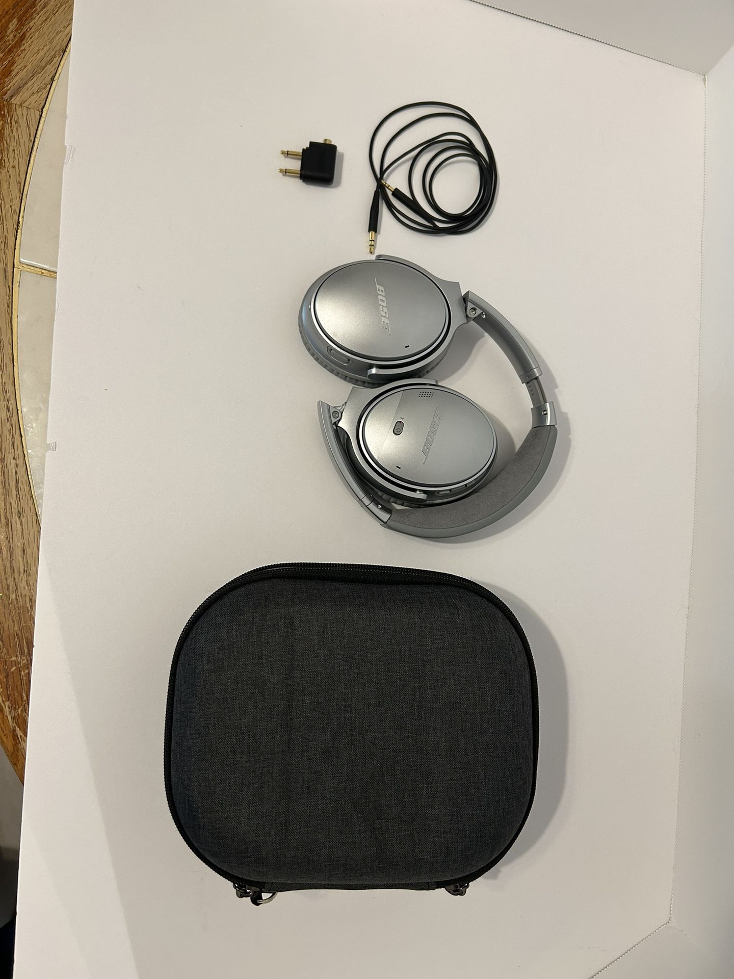 Bose QuietComfort 35 Series 2 Wireless Headphones, Noise Cancelling - Silver
