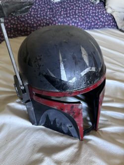 Custom Mandalorian Helmet