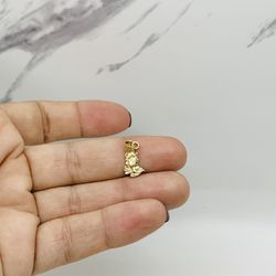 14k solid Gold pendant praying hands pendant Dije pequeño de manos rezando