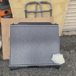 2025 Radiator Ford 350 New $250
