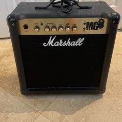 Marshall MG15 Solid-State 15-watt Guitar Amp