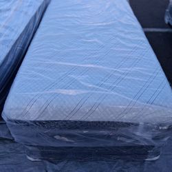 Brand  New XL Twin Size Memory Foam Mattress And Box Spring Free Delivery Depends On Location 