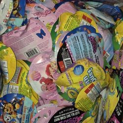 Brand New 10 Random Bath Dust (Like Bath Bombs)