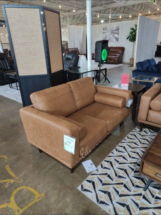 WestcliffeLove Seat
Homelegance$10 Down Payment And Financing Available