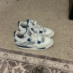 Air Jordan 4 Retro Military Blue