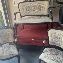 Victorian Living room Set