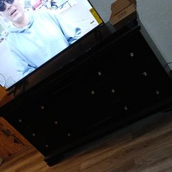 Muchos artículos cama palas