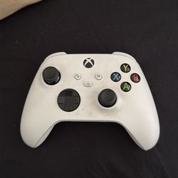 Xbox controller white