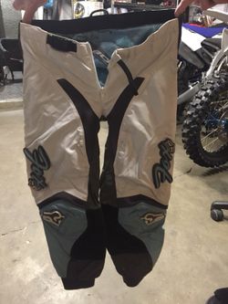 Fox mx gear women’s small full set .