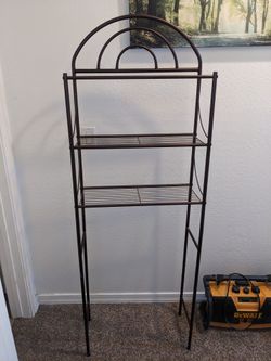 Clean used bathroom shelf asking $30 cash must pick up Broadway and apache buckeye az