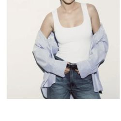 ZARA WHITE TOP SIZE MEDIUM 